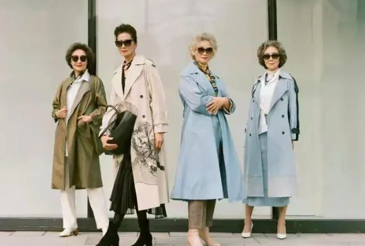 Defying Age: 65-Year-Old Fashionistas Prove Style Has No Limit